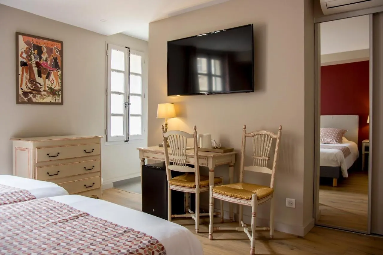 ***  Hotel Du Musee Arles France
